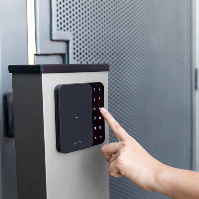 Openpath Standard Smart Keypad Reader | Avigilon Alta Access